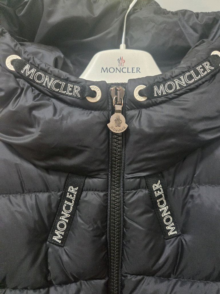 몽클레어 키즈 패딩 12Y--2