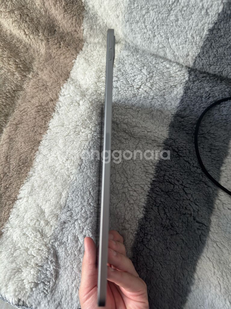 아이패드 프로 11 m2 (4세대) 제품 팝니다.--4