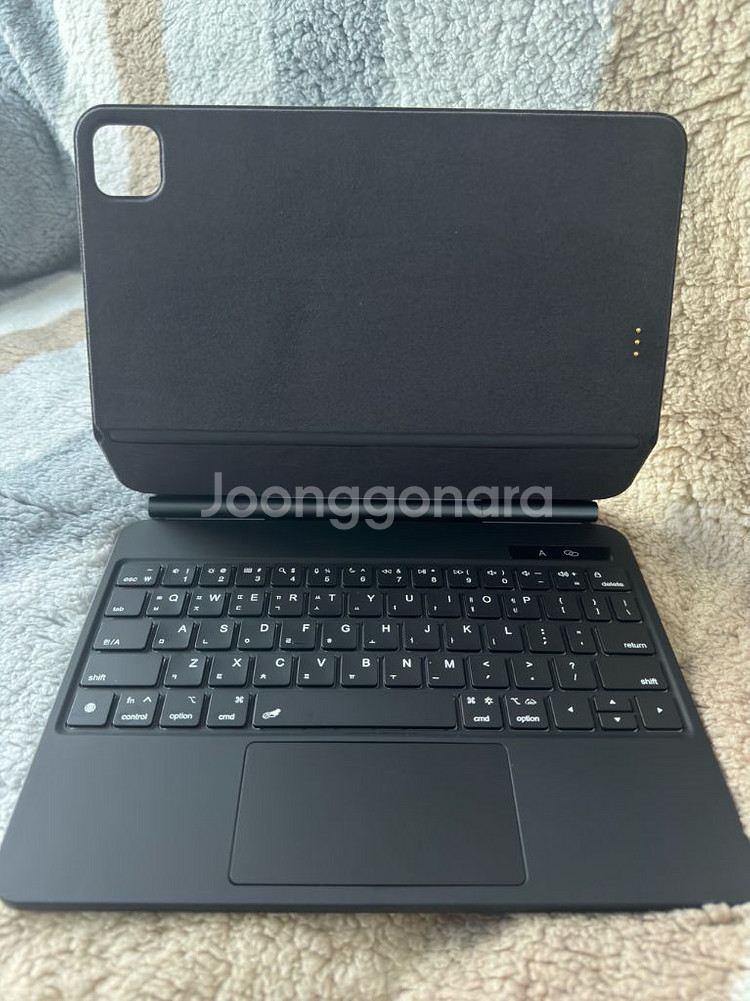 아이패드 프로 11 m2 (4세대) 제품 팝니다.--7