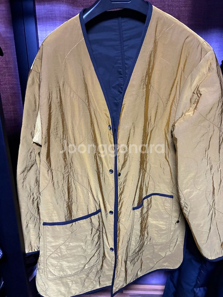 솔리드옴므 리버시블 오버핏 깔깔이점퍼(1회착용)--1