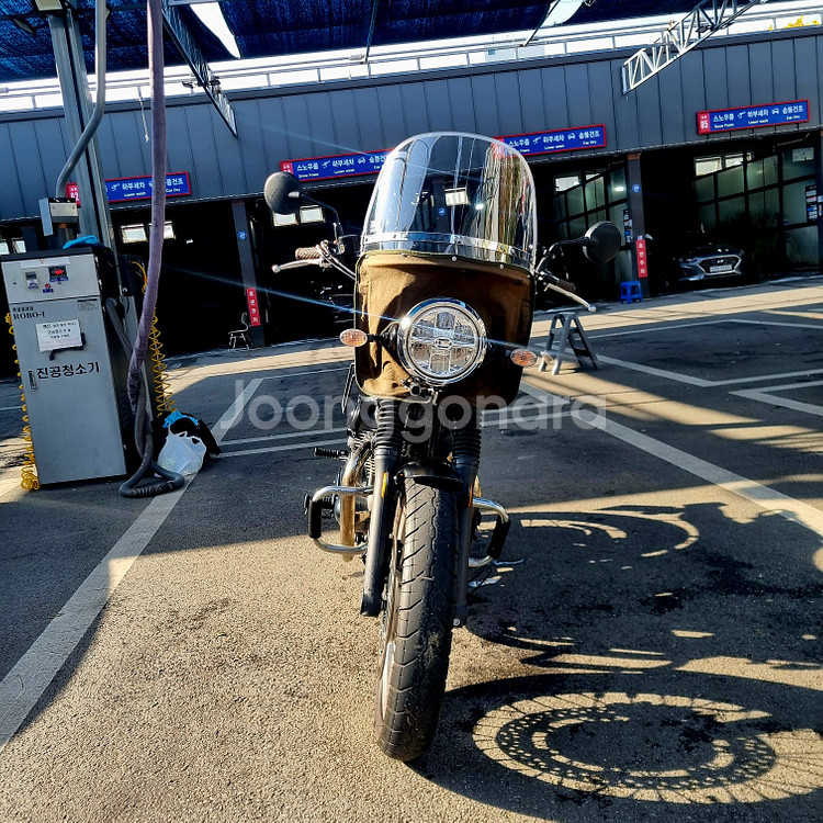 19년식 가와사키 w800 스트릿--1