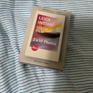 라이카 폴라로이드 필름