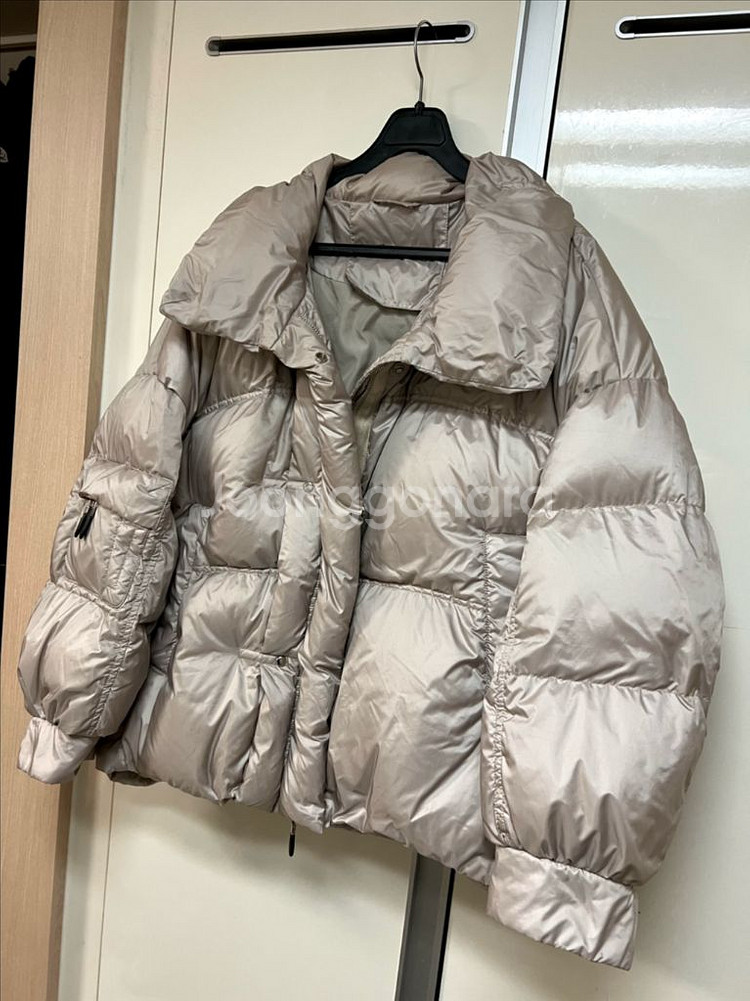 제평 메종드메이어 덕다운 숏패딩 오리털 점퍼 자켓 봄버 유광 베이지 하이넥--1