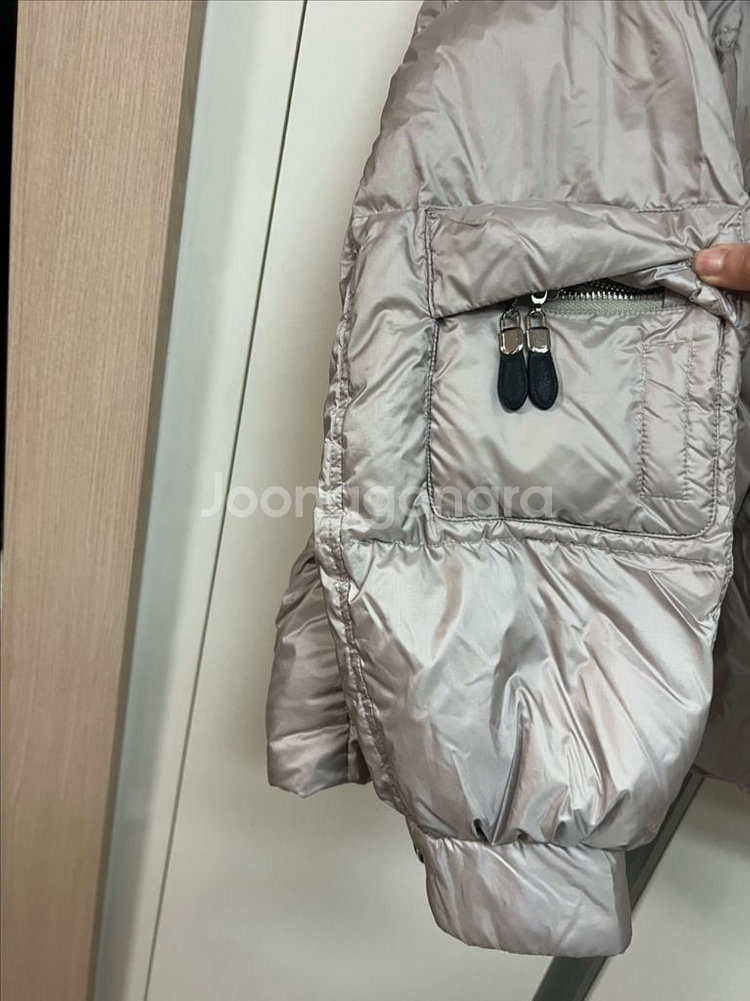 제평 메종드메이어 덕다운 숏패딩 오리털 점퍼 자켓 봄버 유광 베이지 하이넥--6