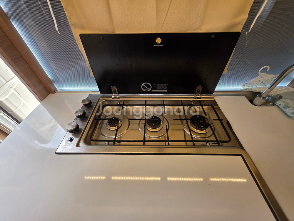 아드리아 아도라 542UL 19년식 판매가 2,300만원--4