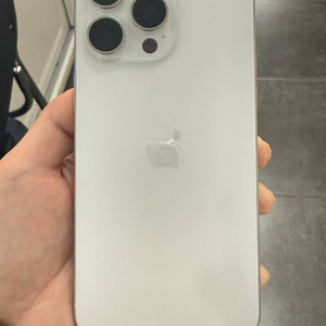 풀박스)아이폰15프로맥스 화이트 256GB/89%