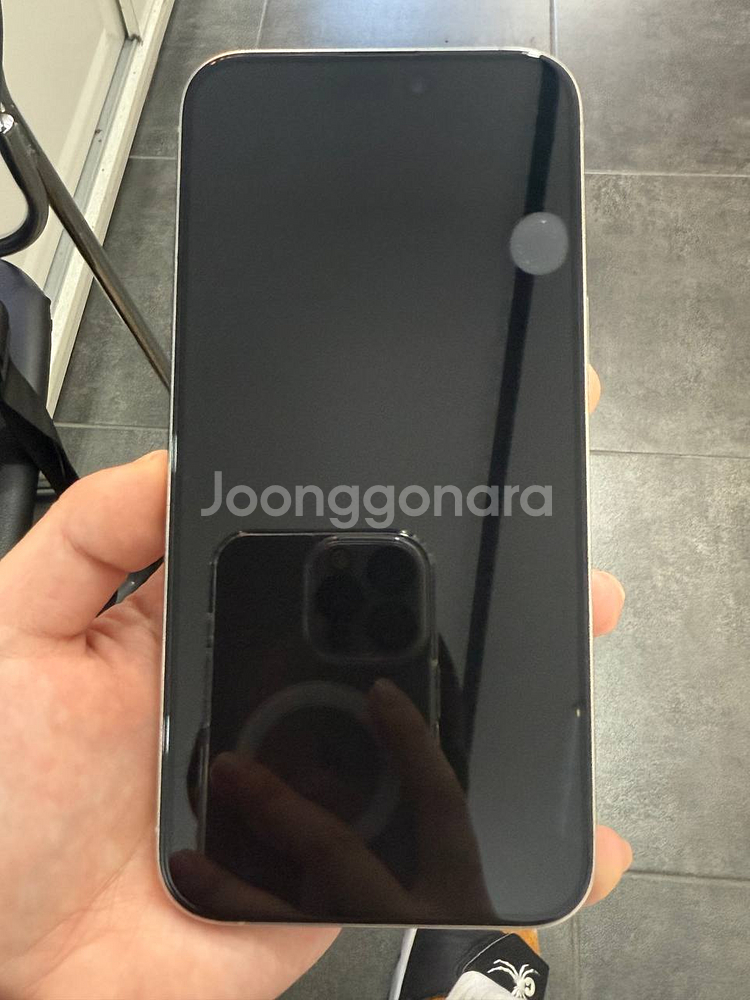 풀박스)아이폰15프로맥스 화이트 256GB/89%--1