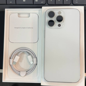 풀박스)아이폰15프로맥스 화이트 256GB/89%