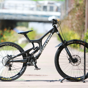 19년 산타크루즈 V10 카본C M 멀렛 29/ 27.5인치