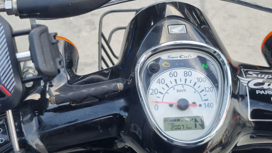 혼다 슈퍼커브 110 20년식/2만키로수/튜닝잘된차량/급매 이미지