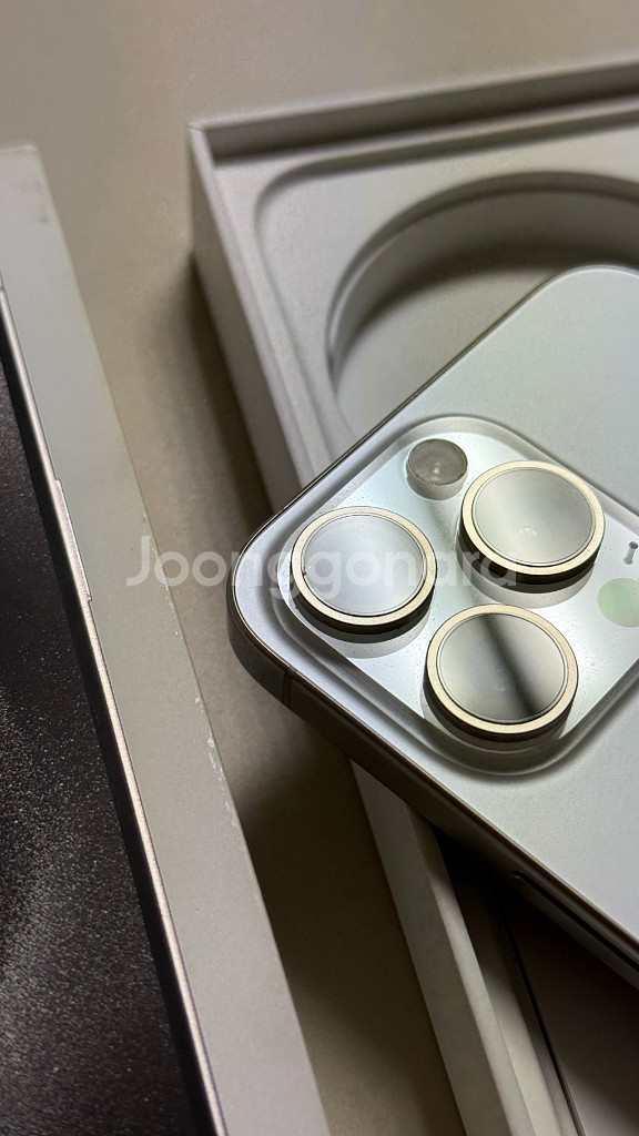 아이폰 15 프로 맥스 256 화이트 무음--2