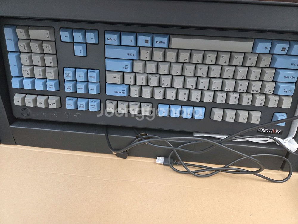 리얼포스 r3 균등 한글판30g팝니다--0