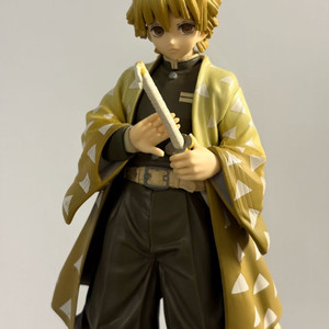 귀멸의 칼날 젠이츠 반프레스토 세피아 버전 피규어