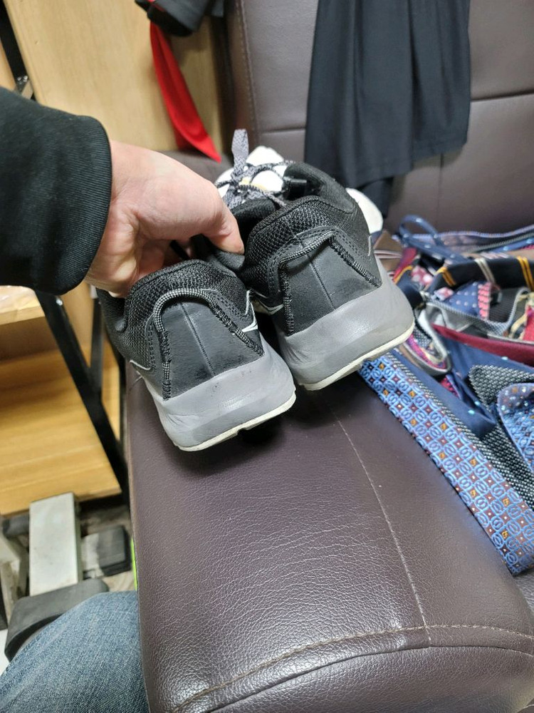 살로몬 XA PRO 3D v8 러닝화 이미지