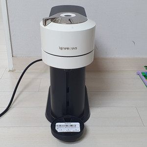 네스프레소 버츄오 넥스트 GDV1 캡슐 커피머신 판매