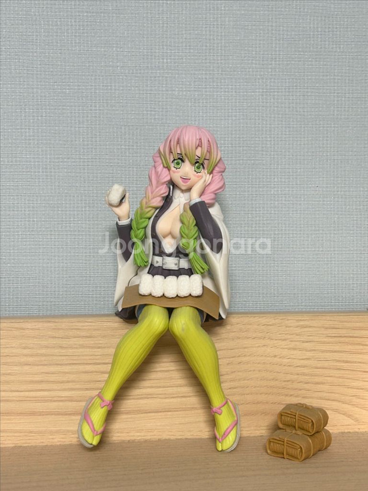 귀멸의칼날 미츠리 피규어 판매합니다.--0