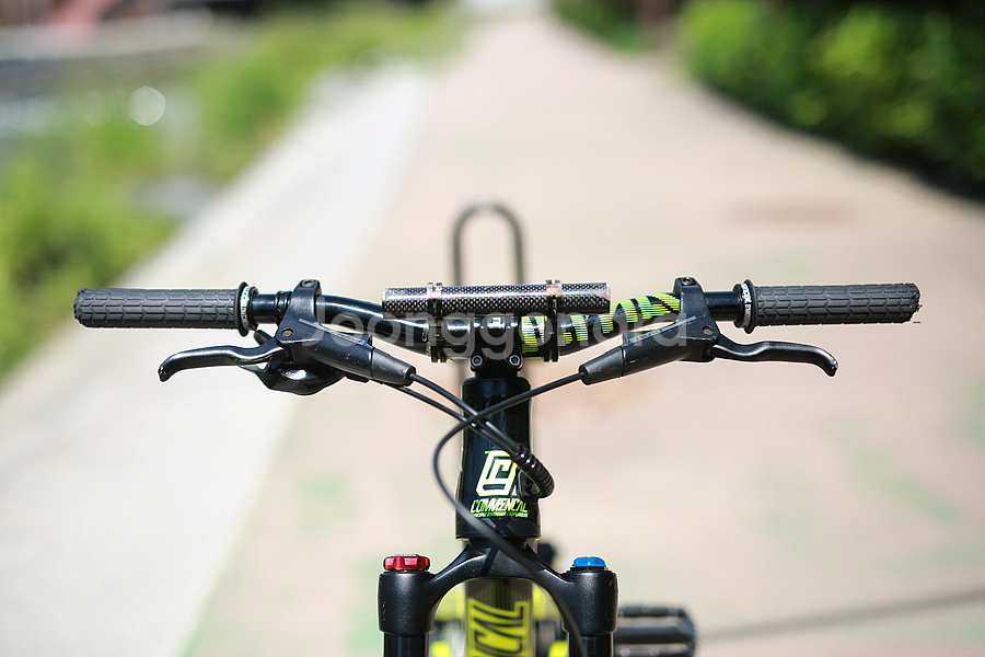 *어린이 자전거 끝판왕*코멘샬 슈프림 20인치 DH 풀샥--8