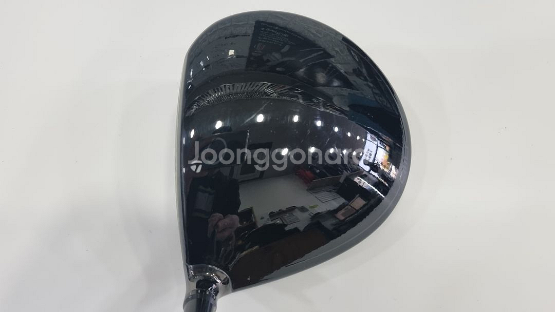 테일러메이드 QI-10 MAX 드라이버헤드 10.5도 / 커--2