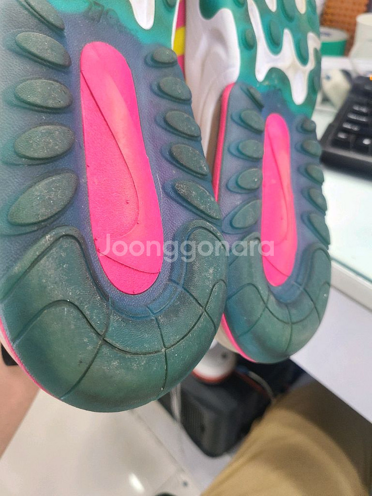 나이키 에어맥스270리액트eng 280--6