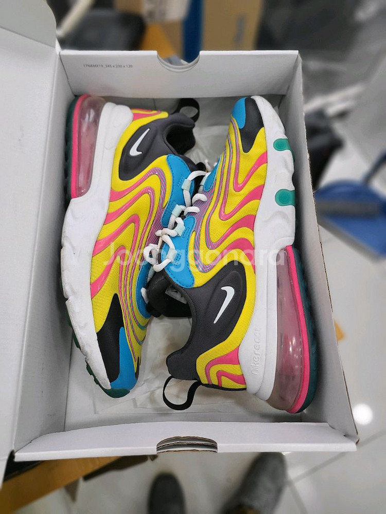 나이키 에어맥스270리액트eng 280--8