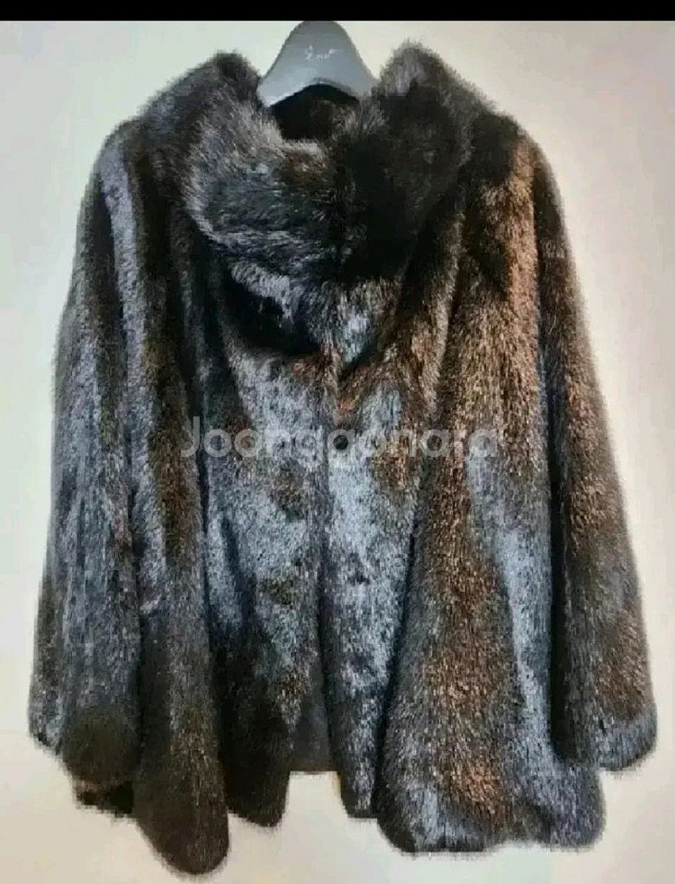 발렌시아 코펜하겐 퍼플등급 휘메일 밍크코트 55사이즈 새제품 블랙컬러--0