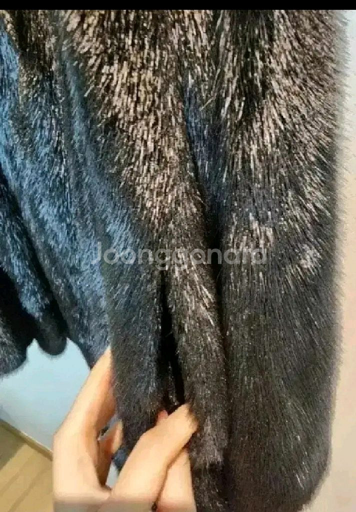 발렌시아 코펜하겐 퍼플등급 휘메일 밍크코트 55사이즈 새제품 블랙컬러--7