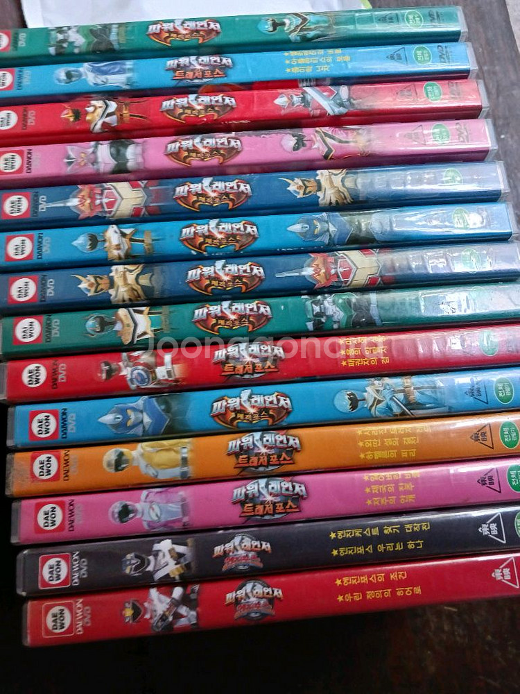 파워레인져 ,,아동용 DVD 십여개--0