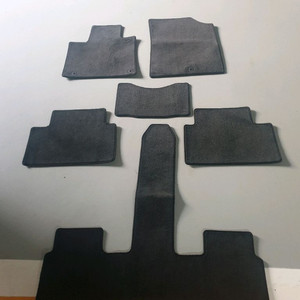 26년식 쏘렌토 6인승 순정매트(인천)거의 새제품.