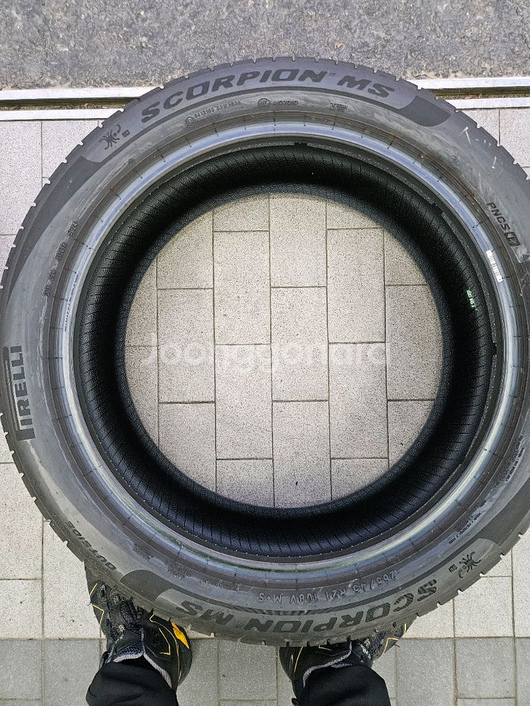 피렐리 265 45 21 중고타이어 한짝--0