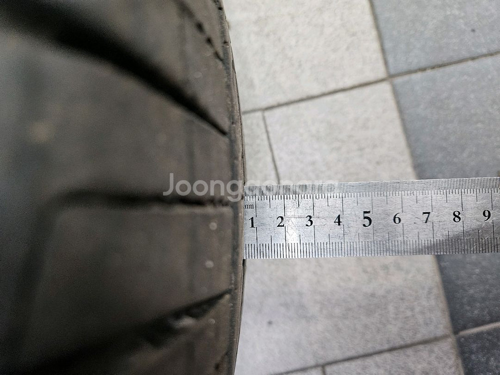 피렐리 265 45 21 중고타이어 한짝--3