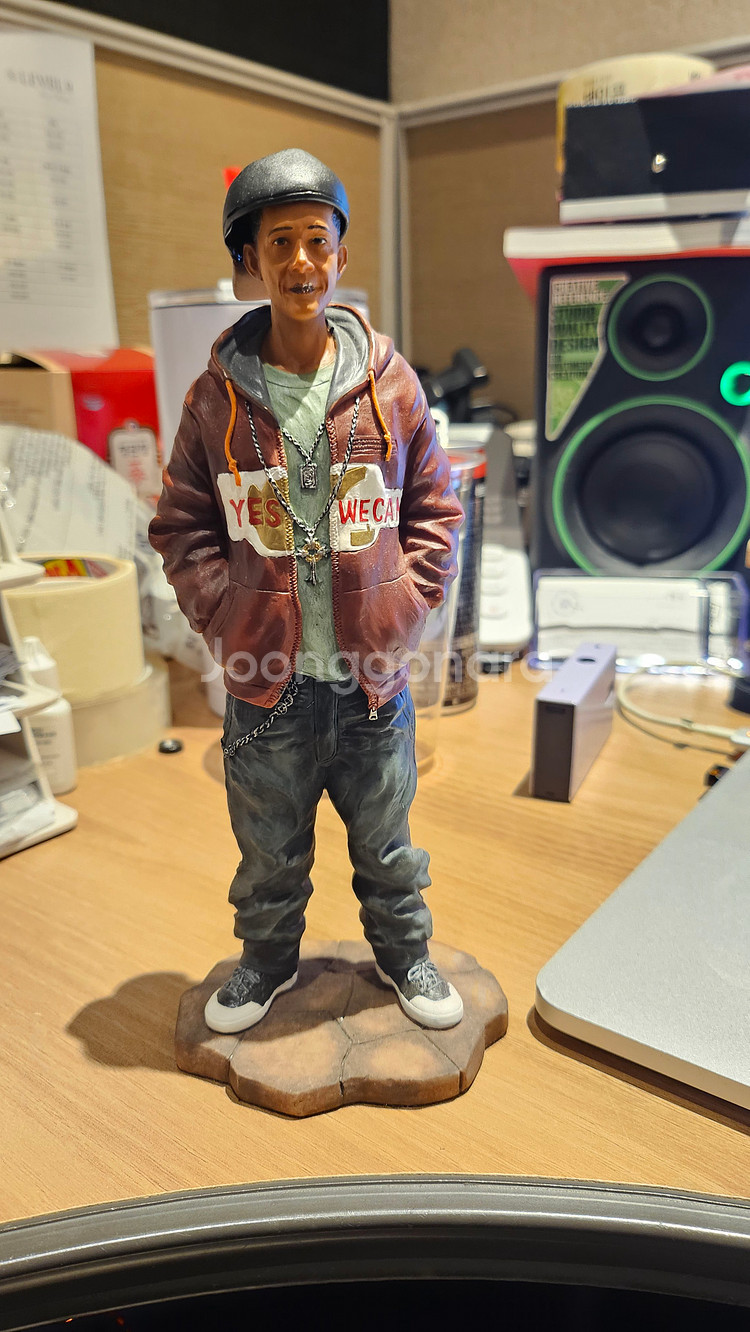 힙한 오바마 피규어--0