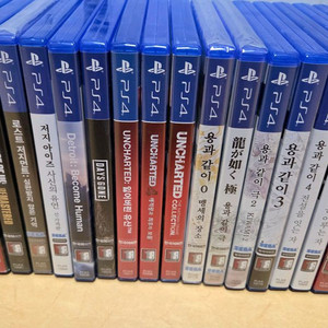 PS4 플스4 게임 타이틀 모음(60000원 이상 거래가능)