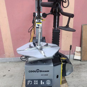 중고 헬퍼 타이어 탈착기