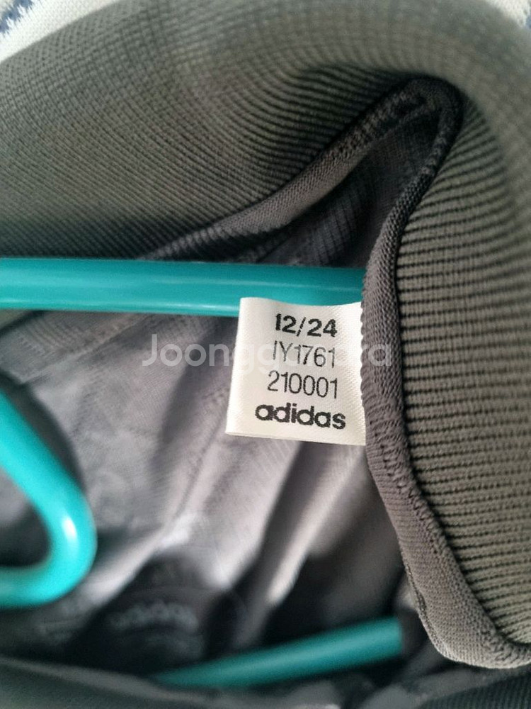 24-25 레알 써드 어센틱 팝니다--7