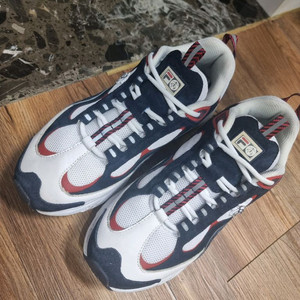 [FILA X BROOKS BROTHERS] 휠라 콜라보 운동화 이미지