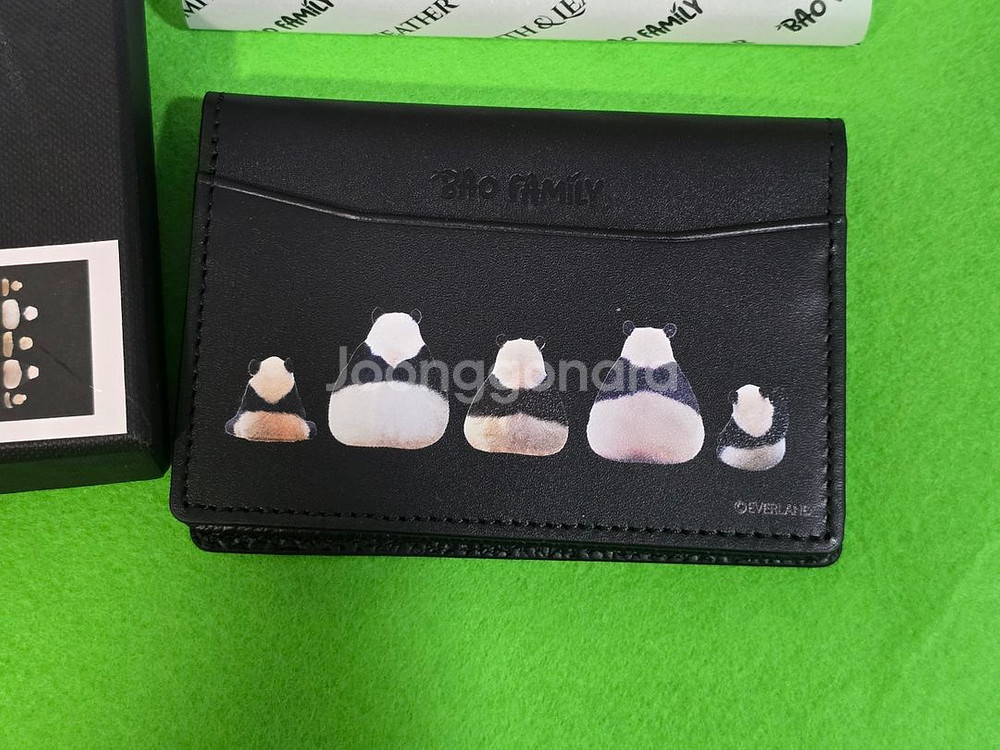 바오패밀리)스미스앤레더판다 명함지갑--1