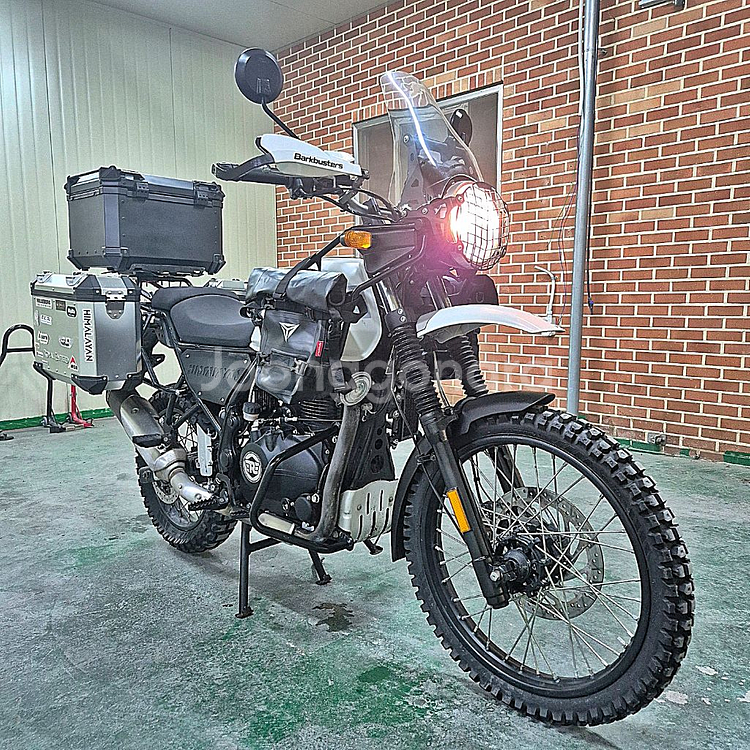 로얄엔필드 히말라얀411/19년식/1만km--0