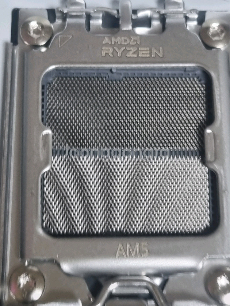 기가바이트 b850m 어로스 아이스--6