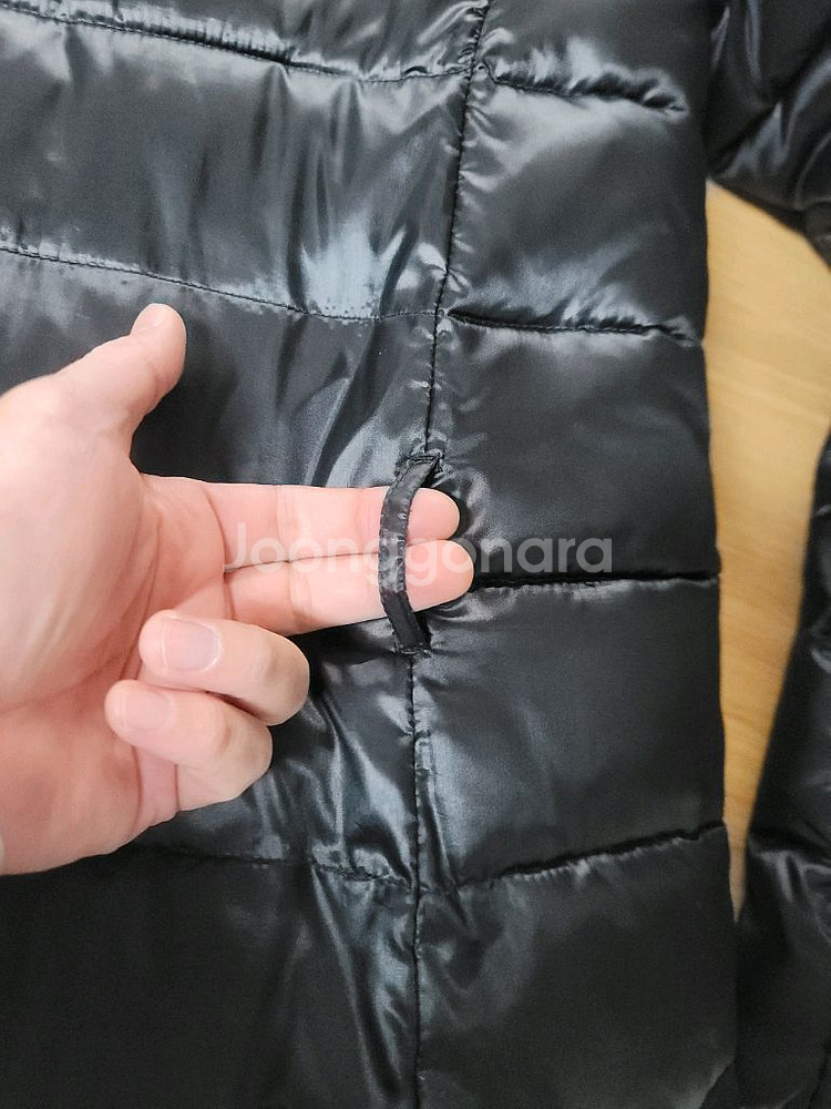 ARMANI EXCHANGE 아르마니 익스체인지 여성 블랙롱패딩--5