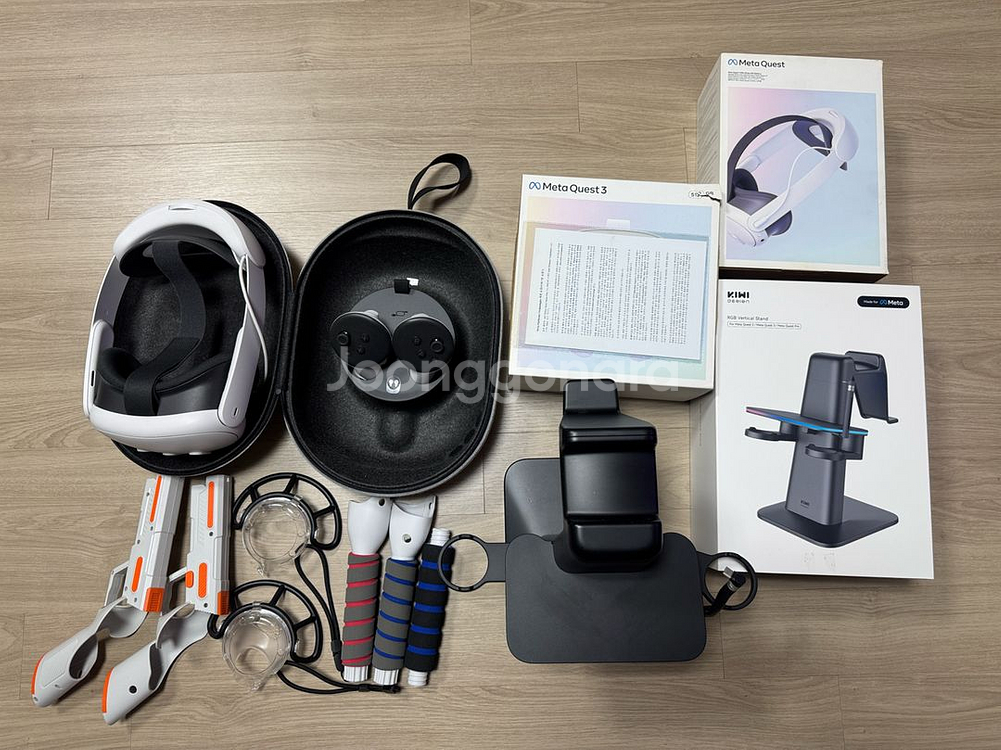 울산 직거래 메타 퀘스트 3 512g 정품 헤드셋 + 키미 스탠드 세트 게임4개포함--1