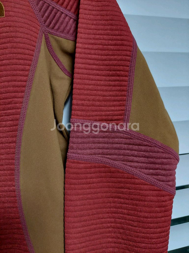 노스페이스 두툼겨울 택채새옷 등산셔츠--1