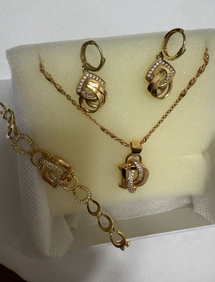 18k 목걸이 팬던트/ 18k 팔찌 / 18k 귀걸이 세트 일괄 판매 이미지