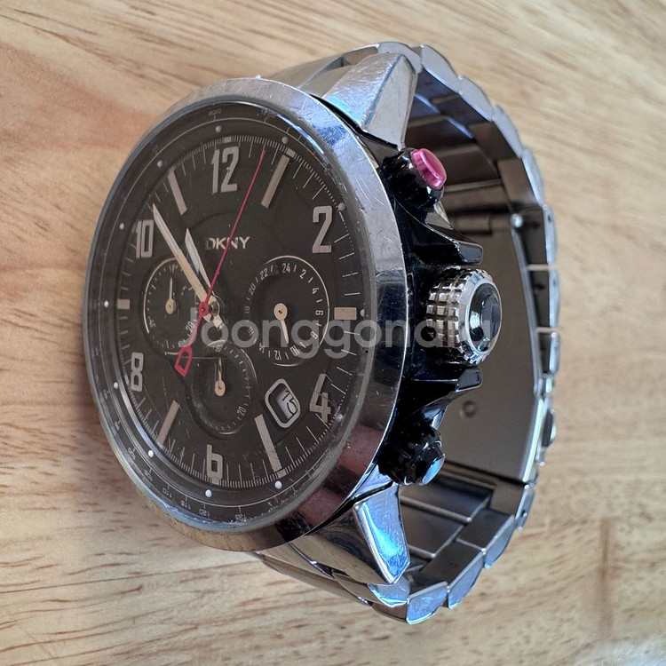 DKNY 크로노그래프 손목시계--8