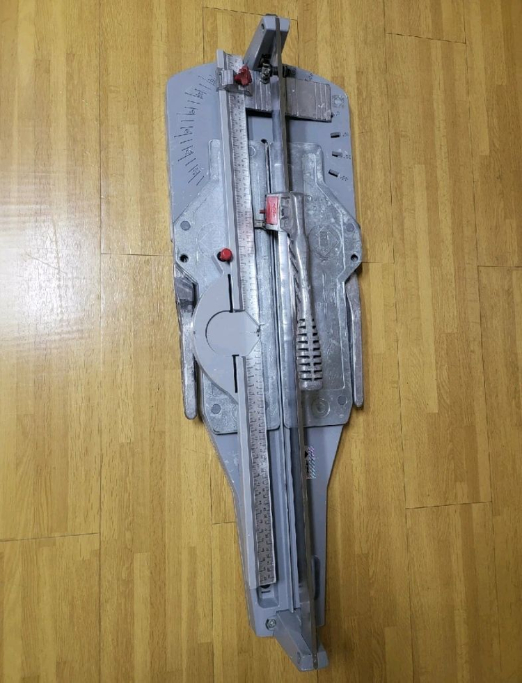 타일커터기 이미지