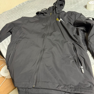 내셜널지오그래픽 바람막이