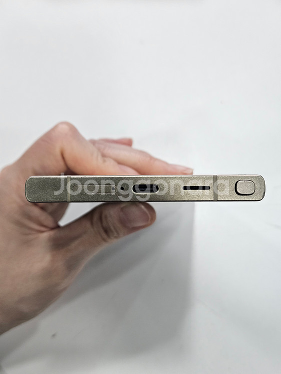 갤럭시S24울트라 티타늄옐로우 256GB (S928) C급--4