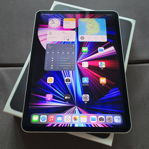 부산 아이패드 프로 11형 3세대 M1 배터리93%+케이스 팝니다.