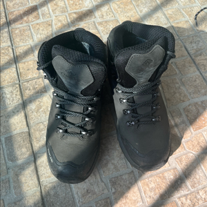 캠프라인 블랙스톰 시그마 등산화 235