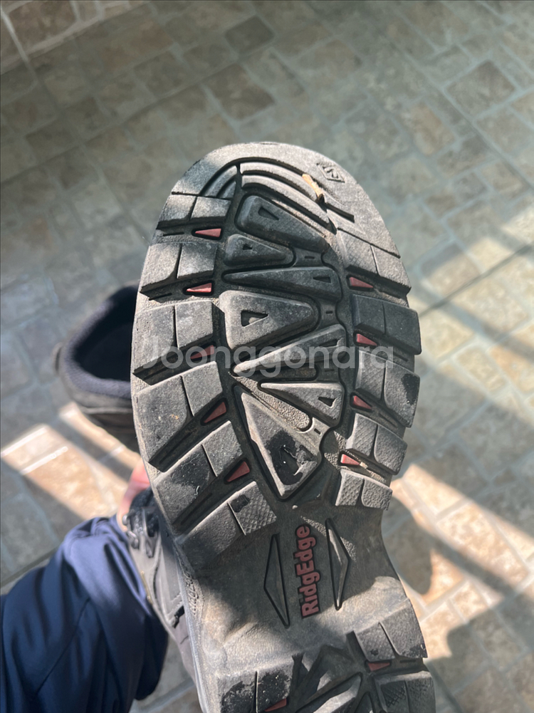 캠프라인 블랙스톰 시그마 등산화 235--4