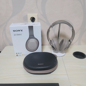 소니 WH-1000XM2 노이즈캔슬링 헤드폰